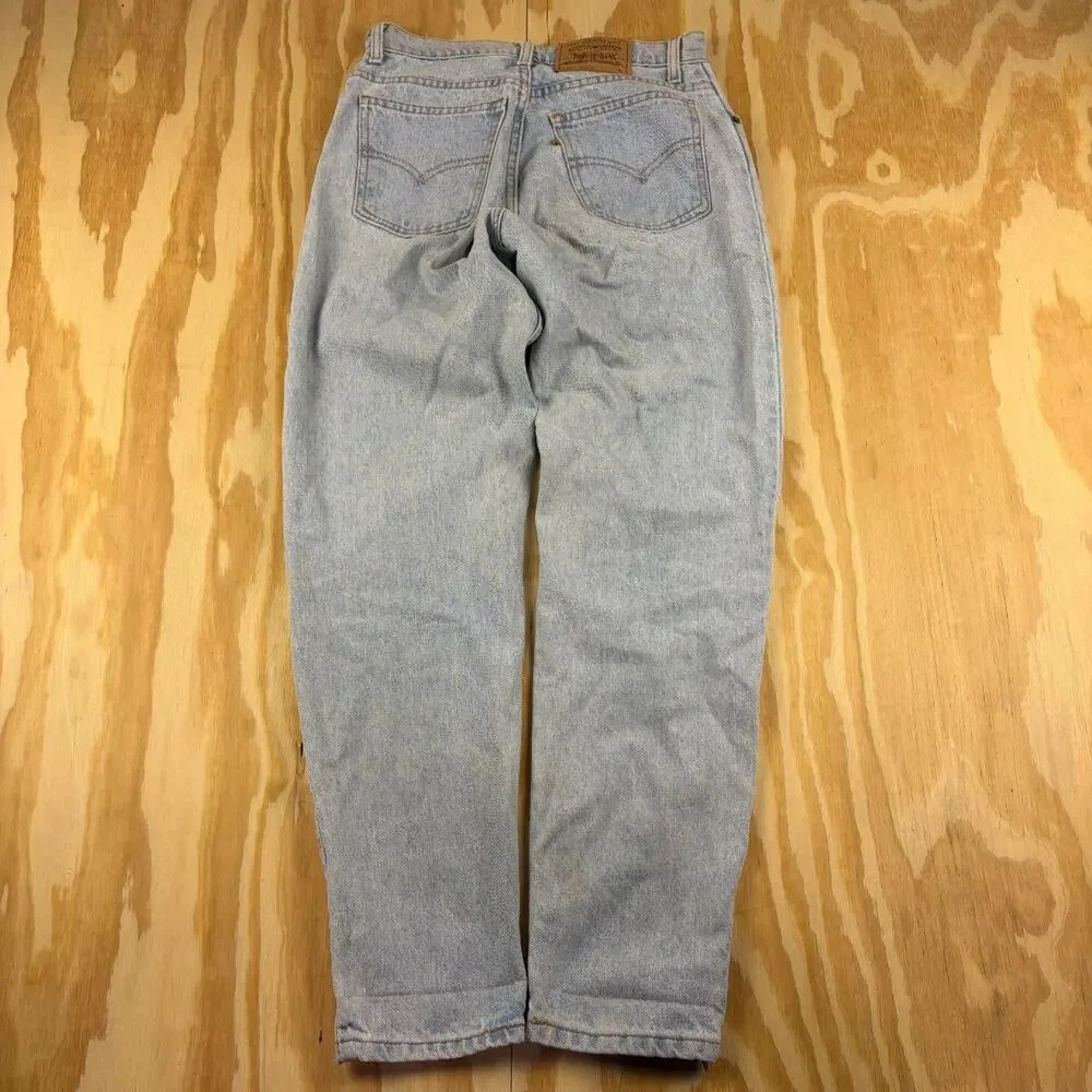 Vintage 90s Levi’s 950 Orange Tab Relaxed Fit Jeans – Light Wash Blue – Size 9 M